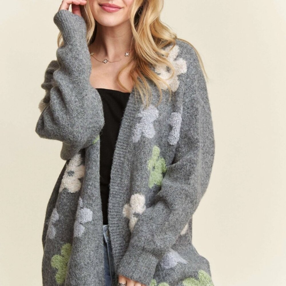 Women's Floral Two-Tone Cardigan with Pockets - Picture 6 of 7